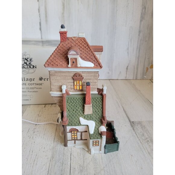 Dept 56 55867 Green Gate Cottage Heritage village - Picture 4 of 10